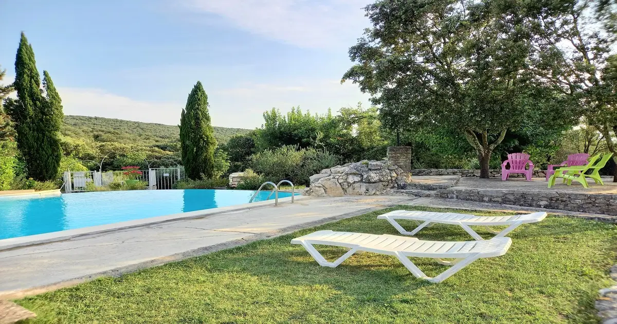 Aire Naturelle de Camping La Devèze