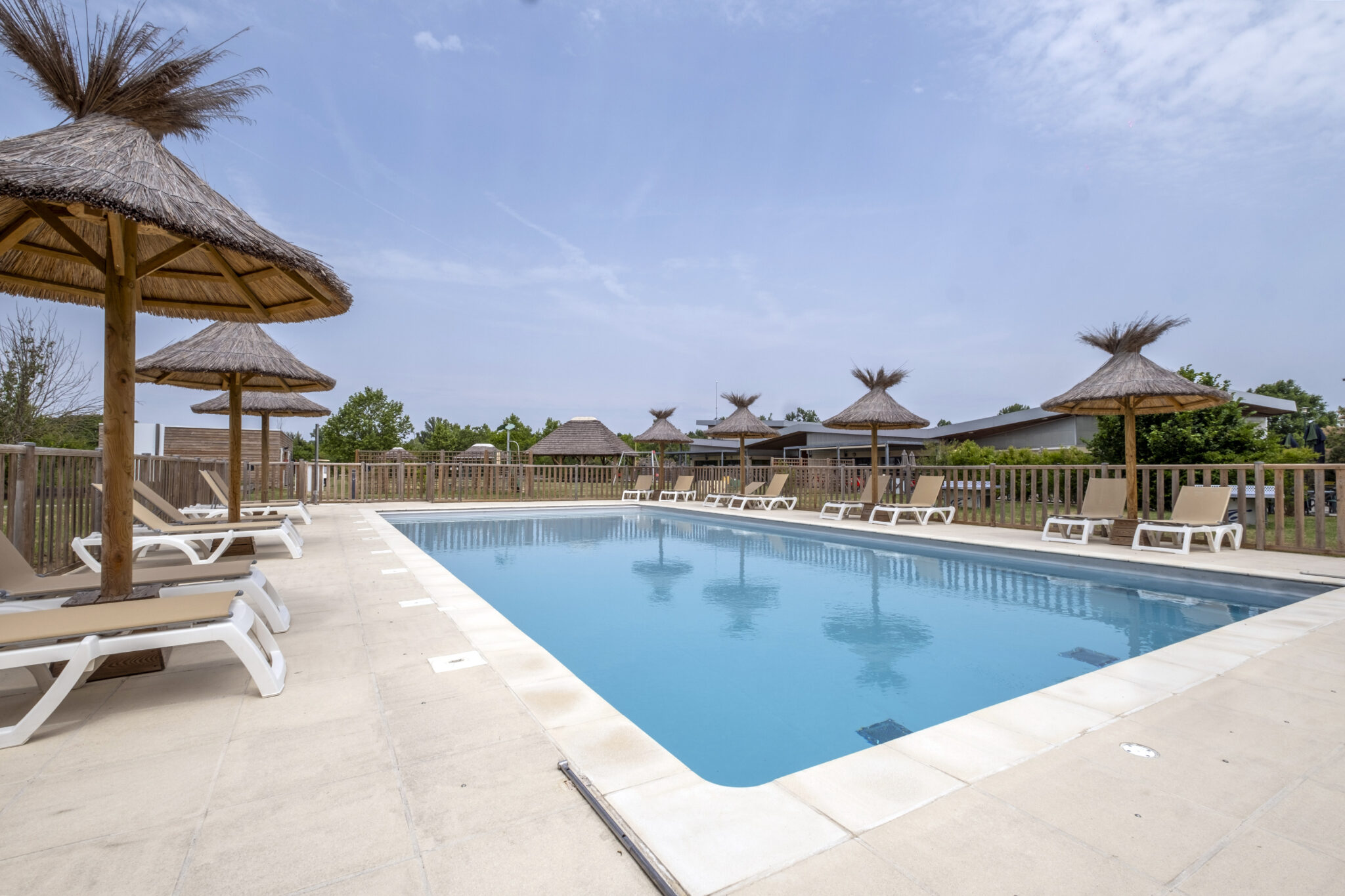 Camping Bel Air Village Le Plan d'Eau