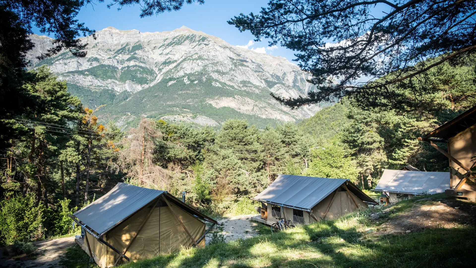 Camping Huttopia Lac de Serre Ponçon