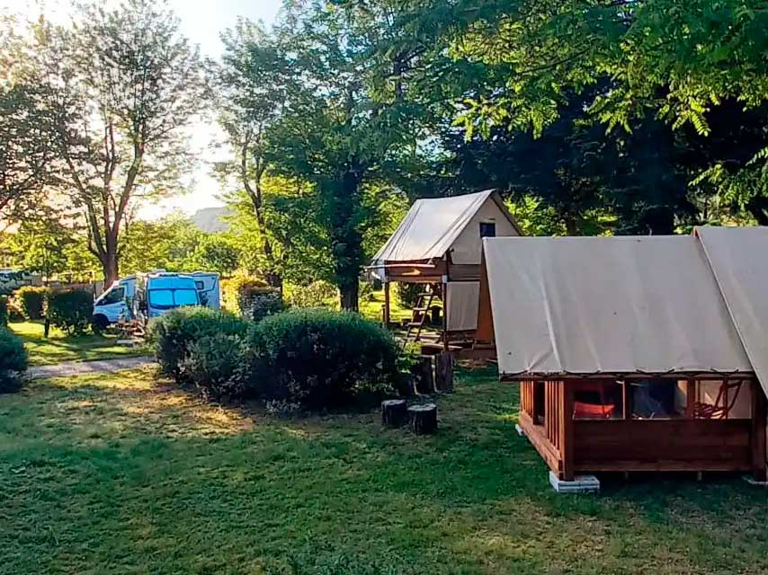Camping Castanhada